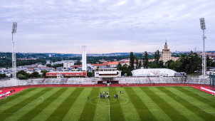 Majitel Dukly Praha doufá, že se fotbal ponaučí