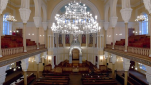 Studentské divadelní představení A synagogou to začalo