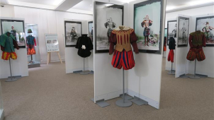 Čtyři výstavy: havíři, fotografie, pivní putování a ptáci