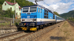 Cestování regionální dopravou od března s novou jízdenkou