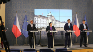 Koronavirus: Školy budou zavřené, akce se ruší