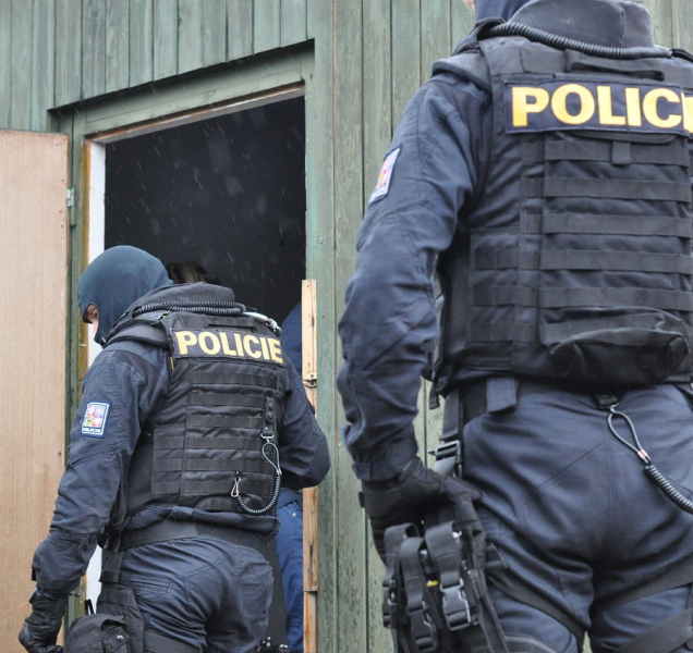 Policisté radí, jak letní prázdniny strávit bezpečně