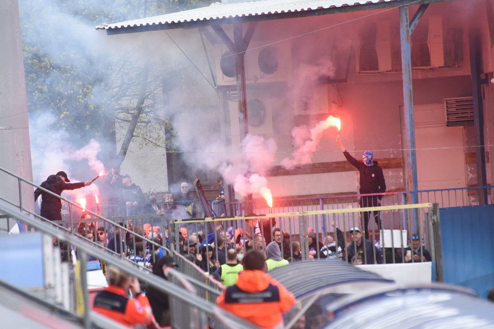 Část fanoušků se vrátí na ligové stadiony