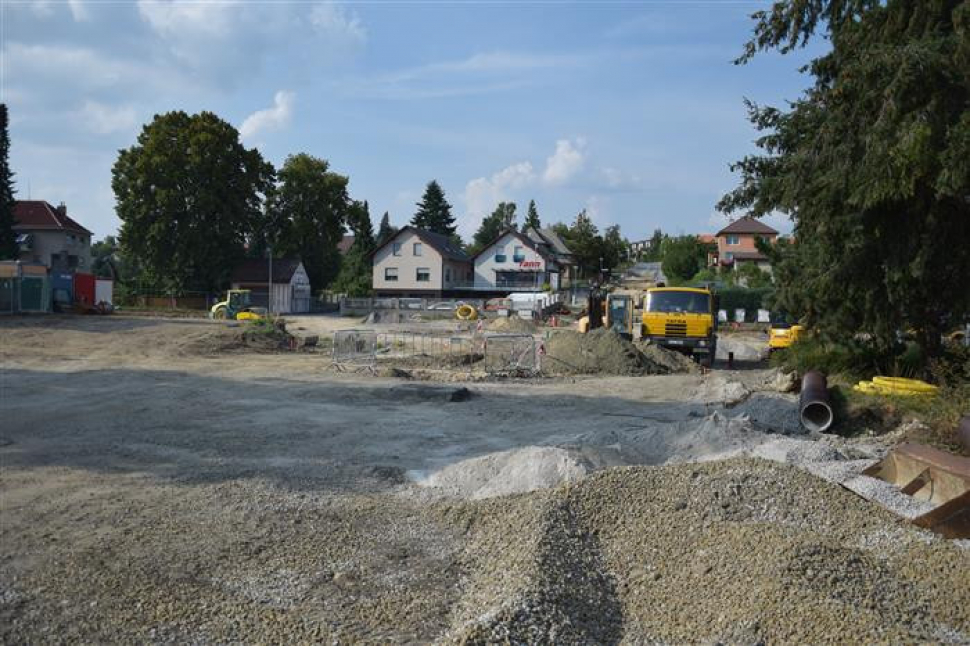 Velké silniční stavby na Pelhřimovsku drží termíny